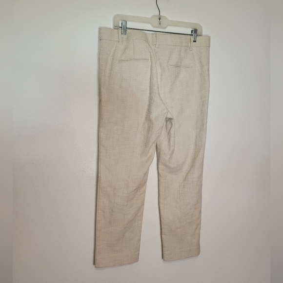 Ann Taylor size 10 cream colored trouser pants. Small stain - Picture 3 of 7